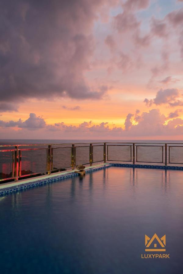 Luxy Park Hotel Phu Quoc Romantic Sunset Εξωτερικό φωτογραφία